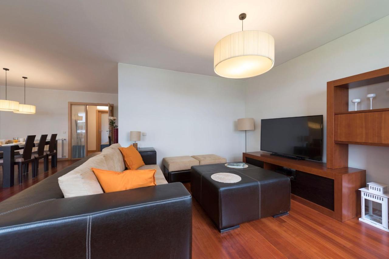 Lovelystay - Oporto Beach Apartment With 2 Free Parking Spots Матосиньос Екстериор снимка