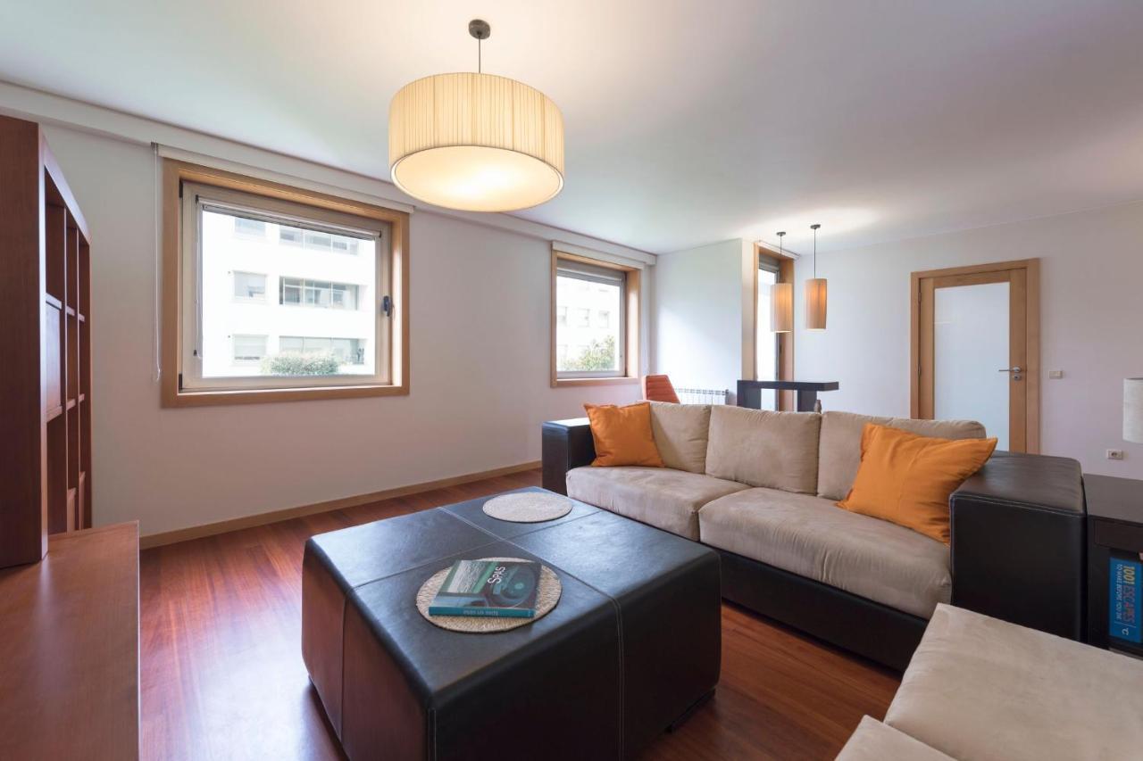 Lovelystay - Oporto Beach Apartment With 2 Free Parking Spots Матосиньос Екстериор снимка